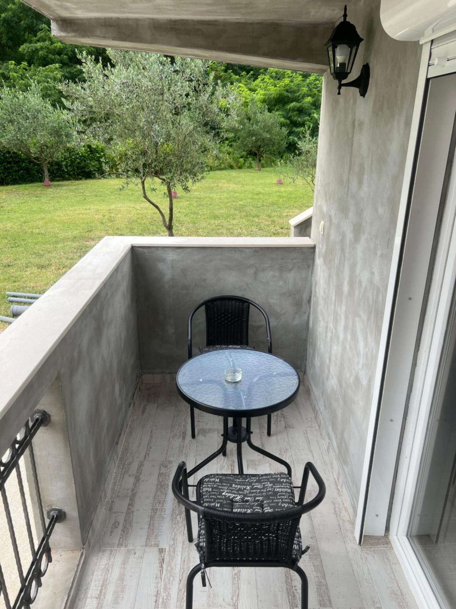 Studio Elena Tivat Exterior photo